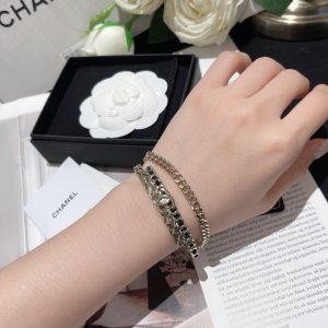 Essenceofluxury Womens Jewelry Chanel CC Gold Chain Leather Bracelet A173PP180 AA191308