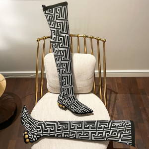 Essenceofluxury Womens Shoes Balmain Coin Black White Knit Boots 35 To 41 A38PP780 AA191380