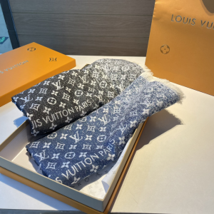 Replica Womens Scarf Louis Vuitton Denim Gradient Monogram Shawl in Black 142x142CM A151PP280 AA191816 Replica Womens Scarf Louis Vuitton Denim Gradient Monogram Shawl in Black 142x142CM A151PP280 AA191816