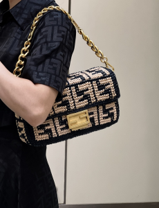 Essenceofluxury Womens Handbags Fendi Baguette Medium Flap Shoulder Bag in Black Pink Raffia Back with Crocheted FF 8273B 27x6x15CM A99P1280 AA192025 Essenceofluxury Womens Handbags Fendi Baguette Medium Flap Shoulder Bag in Black Pink Raffia Back with Crocheted FF 8273B 27x6x15CM A99P1280 AA192025