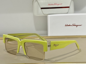 Ferragamo Eyewear Sunglasses SF276 Yellow 