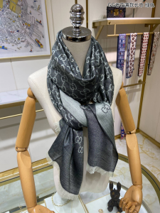 Essenceofluxury Womens Scarf Gucci GG Cashmere Silk Scarf in Green 70x200CM A151PP280 AA192471