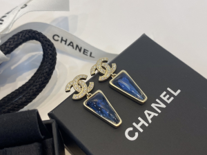 Essenceofluxury Womens Jewelry Chanel Crystals CC Pearls Earrings A39PP180 AA192614