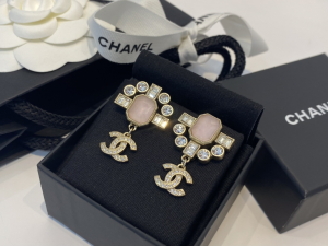 Essenceofluxury Womens Jewelry Chanel Crystals CC Logo Earrings A39PP180 AA192820