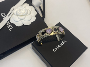 Essenceofluxury Womens Jewelry Chanel Love Coco Bangle Bracelet A39PP180 AA192817
