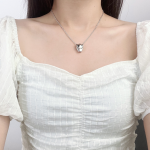 Replica Womens Jewelry Cartier Panthere De Cartier Necklace A62PP380 AA193065