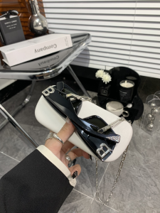 Essenceofluxury Womens Sunglasses Burberry Eyewear Sunglasses Be4336 Black A144PP180 AA193116