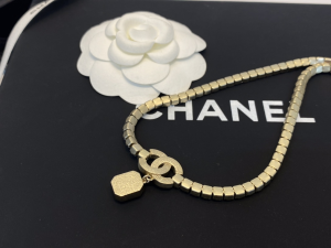 Essenceofluxury Womens Jewelry Chanel Crystals CC Logo Choker Necklace A39PP280 AA193209