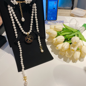 Essenceofluxury Womens Jewelry Chanel Long Pearls Necklace White A39PP280 AA193216