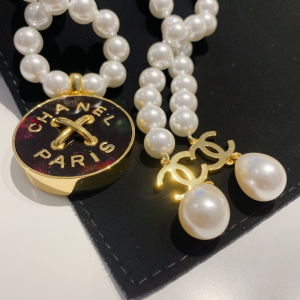 Essenceofluxury Womens Jewelry Chanel Long Pearls Necklace White A39PP280 AA193216