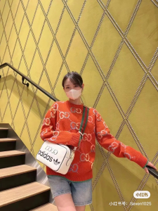 Essenceofluxury Womens Clothing Gucci GG Wool Jacquard Sweater in Red SML A198PP780 AA193318