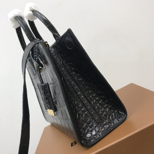 Essenceofluxury Womens Handbags Burberry Crocodile Embossed Leather Mini Frances Tote Bag in Black 27x10x20CM A197PP980 AA193314 Essenceofluxury Womens Handbags Burberry Crocodile Embossed Leather Mini Frances Tote Bag in Black 27x10x20CM A197PP980 AA193314