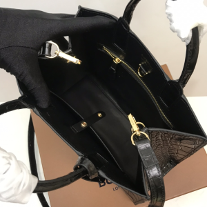 Essenceofluxury Womens Handbags Burberry Crocodile Embossed Leather Mini Frances Tote Bag in Black 27x10x20CM A197PP980 AA193314 Essenceofluxury Womens Handbags Burberry Crocodile Embossed Leather Mini Frances Tote Bag in Black 27x10x20CM A197PP980 AA193314