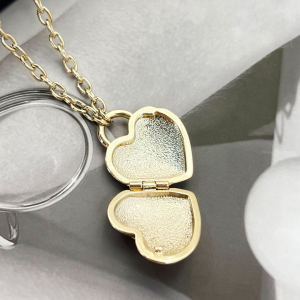 Replica Womens Jewelry Chanel Gold Lock Heart Chain Necklace A62PP180 AA193364