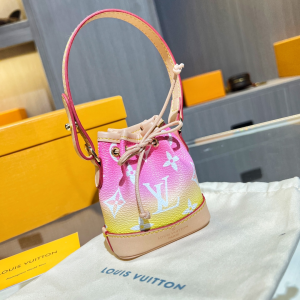 Replica Free Gift Louis Vuitton Micro Noe Bag Charm in Pink Monogram Canvas M00818 14x6CM A62PP120 AA193355 Replica Free Gift Louis Vuitton Micro Noe Bag Charm in Pink Monogram Canvas M00818 14x6CM A62PP120 AA193355