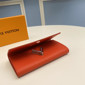 Essenceofluxury Womens Wallet Louis Vuitton Twist Wallet with LV Twist Lock in Red Epi Leather M80690 19x10x2CM A117PP480 AA193683 Essenceofluxury Womens Wallet Louis Vuitton Twist Wallet with LV Twist Lock in Red Epi Leather M80690 19x10x2CM A117PP480 AA193683