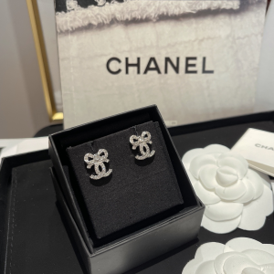 Essenceofluxury Womens Jewelry Chanel Crystals CC Logo Bowknot Earrings A173PP180 AA193784