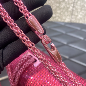 Essenceofluxury Womens Handbags Valentino Small One Maxi Stud Chain Shoulder Bag with Allover Swarovski Crystals in Pink 19x14x11CM A204PP1280 AA193839 Essenceofluxury Womens Handbags Valentino Small One Maxi Stud Chain Shoulder Bag with Allover Swarovski Crystals in Pink 19x14x11CM A204PP1280 AA193839