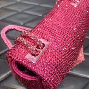 Essenceofluxury Womens Handbags Valentino Small One Maxi Stud Chain Shoulder Bag with Allover Swarovski Crystals in Pink 19x14x11CM A204PP1280 AA193839 Essenceofluxury Womens Handbags Valentino Small One Maxi Stud Chain Shoulder Bag with Allover Swarovski Crystals in Pink 19x14x11CM A204PP1280 AA193839