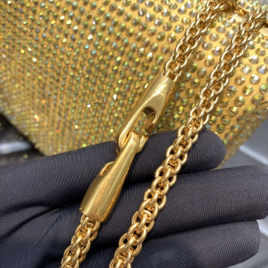 Essenceofluxury Womens Handbags Valentino Small One Maxi Stud Chain Shoulder Bag with Allover Swarovski Crystals in Yellow 19x14x11CM A204PP1280 AA193840 Essenceofluxury Womens Handbags Valentino Small One Maxi Stud Chain Shoulder Bag with Allover Swarovski Crystals in Yellow 19x14x11CM A204PP1280 AA193840