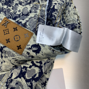 Essenceofluxury Mens Clothing Louis Vuitton Classic Denim Jacket 46 48 50 A198PP880 AA194144