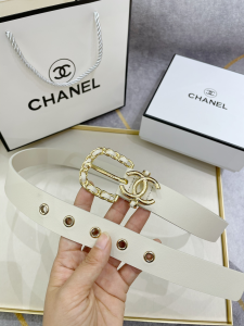 Essenceofluxury Womens Belts Chanel CC Logo Leather Belt in White 30MM A175PP240 AA194114