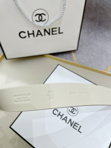 Essenceofluxury Womens Belts Chanel CC Logo Leather Belt in White 30MM A175PP240 AA194114