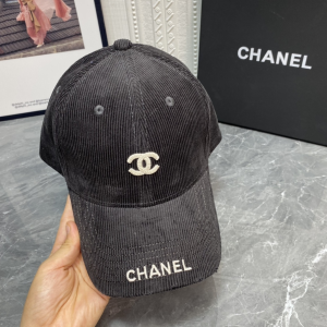 Essenceofluxury Womens Hats Chanel CC Logo Velvet Baseball Cap Hat in Black A190PP180 AA194139