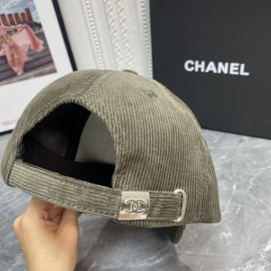 Essenceofluxury Womens Hats Chanel CC Logo Velvet Baseball Cap Hat in Green A190PP180 AA194143