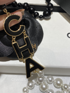 Essenceofluxury Womens Jewelry Chanel Black and White Pearls Necklaces A173PP280 AA194096