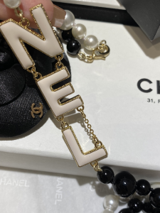 Essenceofluxury Womens Jewelry Chanel Black and White Pearls Necklaces A173PP280 AA194096