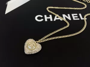Essenceofluxury Womens Jewelry Chanel Chain Heart Necklace A39PP280 AA194246