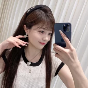 Essenceofluxury Womens Jewelry Chanel Chain Heart Necklace A39PP280 AA194246