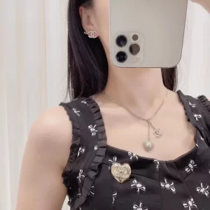 Essenceofluxury Womens Jewelry Chanel Chain Heart Necklace A39PP280 AA194247