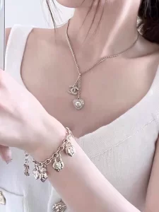 Essenceofluxury Womens Jewelry Chanel Chain Heart Necklace A39PP280 AA194247