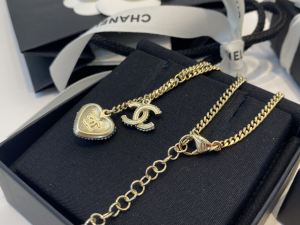 Essenceofluxury Womens Jewelry Chanel Chain Heart Necklace A39PP280 AA194248