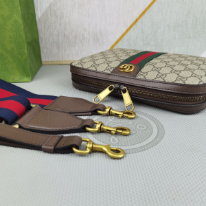 Essenceofluxury Mens Handbags Gucci Ophidia GG Shoulder Crossbody Bag in Beige and Ebony GG Supreme Canvas 699439 23x16x4CM A09PP780 AA194217 Essenceofluxury Mens Handbags Gucci Ophidia GG Shoulder Crossbody Bag in Beige and Ebony GG Supreme Canvas 699439 23x16x4CM A09PP780 AA194217
