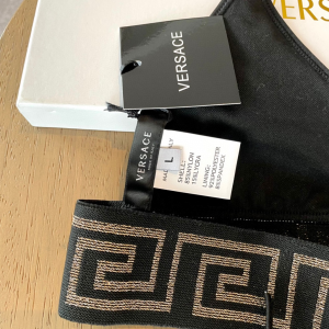 Essenceofluxury Free Gift Versace Swimsuit Bikini SMLXL A123PP100 AA194390