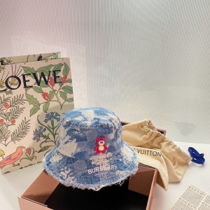 Essenceofluxury Womens Hats Burberry Blue Denim Patchwork Bucket Hat A151PP180 AA194373