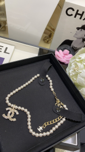 Essenceofluxury Womens Jewelry Chanel Crystals CC Logo Pearls Necklace A152PP280 AA194477