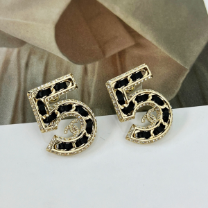 Essenceofluxury Womens Jewelry Chanel CC NO5 Leather Earrings A62PP180 AA194593