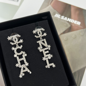 Essenceofluxury Womens Jewelry Chanel Crystal CC Monogram Earrings A62PP180 AA194594