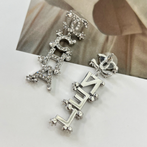 Essenceofluxury Womens Jewelry Chanel Crystal CC Monogram Earrings A62PP180 AA194594