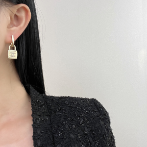 Essenceofluxury Womens Jewelry Chanel Crystals CC Logo Padlock Earrings A62PP180 AA194587