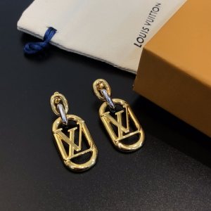 Essenceofluxury Womens Jewelry Louis Vuitton LV EDGE Double Earrings in Gold A39PP180 AA194567