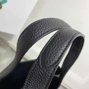 Essenceofluxury Womens Handbags Prada Super Mini Leather Tote Bag in Black 1BA349 18x15x10CM A101PP880 AA194651 Essenceofluxury Womens Handbags Prada Super Mini Leather Tote Bag in Black 1BA349 18x15x10CM A101PP880 AA194651