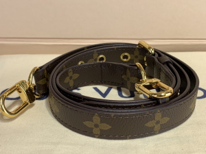 Louis Vuitton Pochette Metis Shoulder Strap Monogram Canvas M40780 Louis Vuitton Pochette Metis Shoulder Strap Monogram Canvas M40780