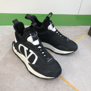 Essenceofluxury Mens Shoes Valentino Vlogo Black Leather Sneakers 38 To 44 A151PP680 AA194939