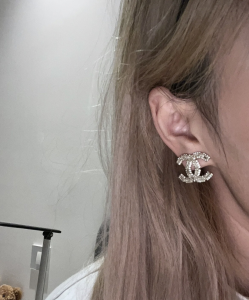 Essenceofluxury Womens Jewelry Chanel Crystals CC Logo Earrings A152PP180 AA194983