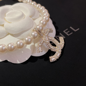 Essenceofluxury Womens Jewelry Chanel Crystals CC Logo Pearls Necklace A152PP280 AA194985